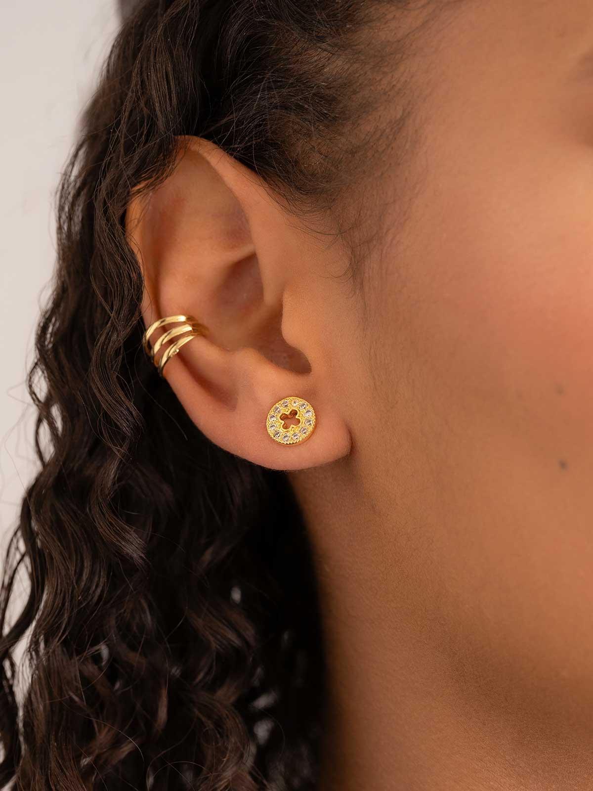 Arete Clover Redondo Silueta 9 mm