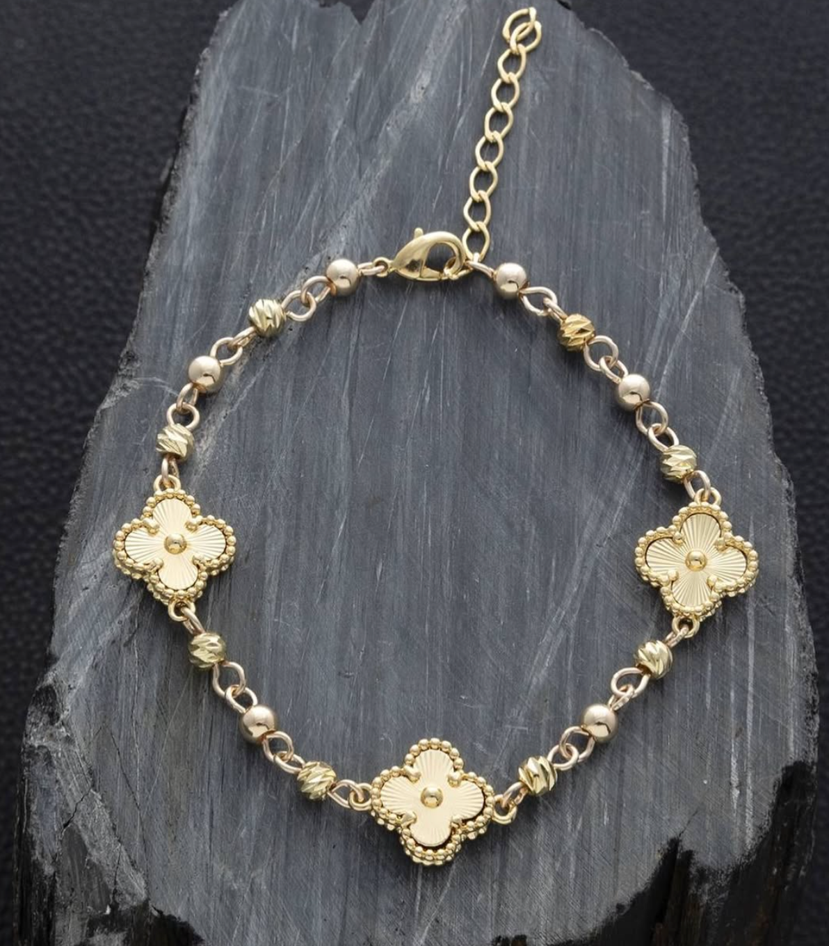Pulso trebol dorado 4mm liso y diamantado