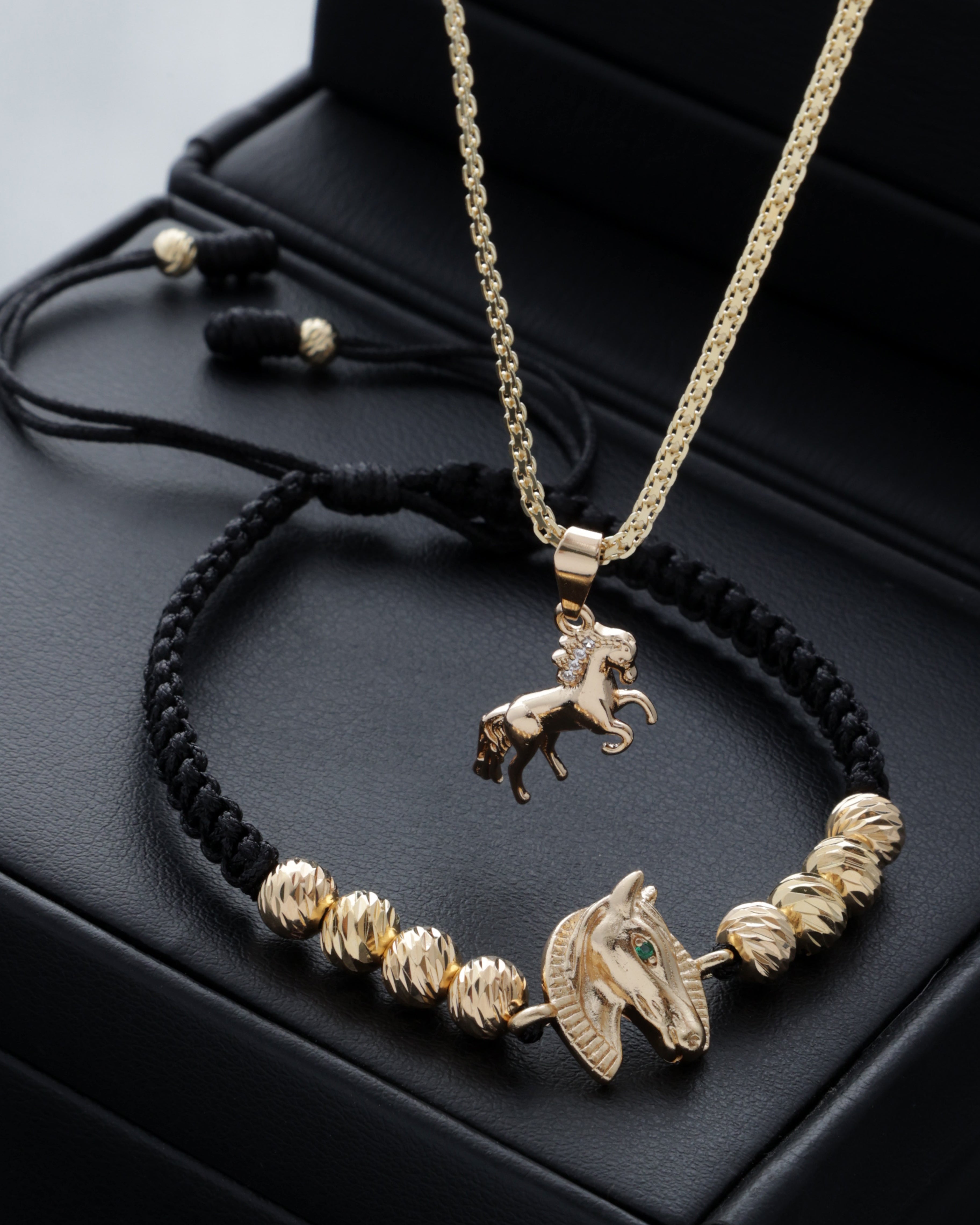 Manilla herradura caballo 6mm diamantada